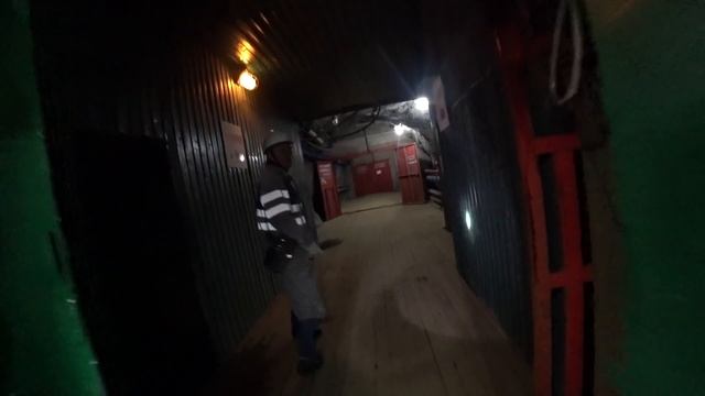 В шахте Кировского рудника смотреть онлайн