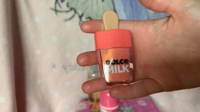 Показываю косметику от dolce milk смотреть онлайн