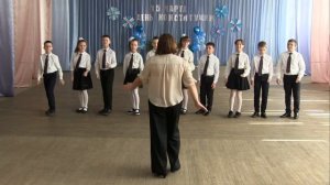 «Мистер жук» сл. Джон Чиарди, перевод Р. Сефа, муз. Г. Гладков.