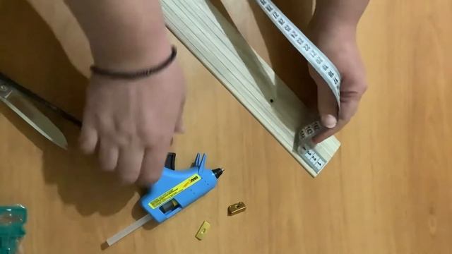 Лайфхак! Как сделать швейный метр!? Большая линейка закройщика. смотреть онлайн