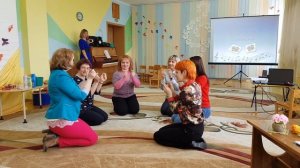 Ритмическая игра с орешками