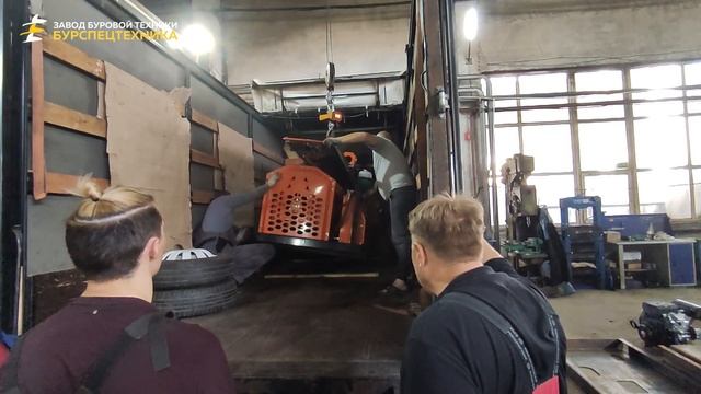 Буровой навес УН 80М. Отгрузка. Видео от Завода Буровой Техники