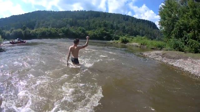 Устье реки Кана при впадении в реку Белая. смотреть онлайн