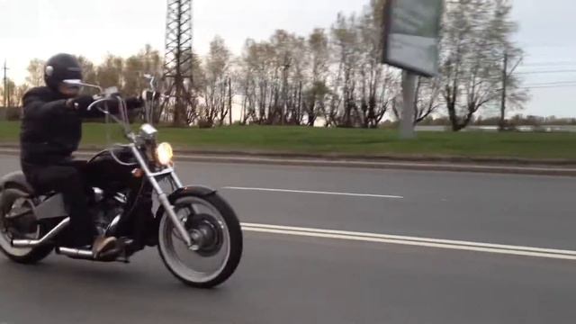 Honda Steed 600 Bobber смотреть онлайн