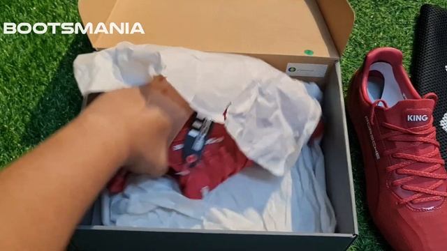 Limited Edition Puma King Platinum x Porsche 911 FG - Unboxing and Closed Up смотреть онлайн