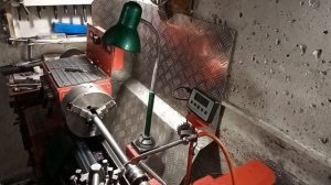 Нарезание резьбы резцом на ТВ-4