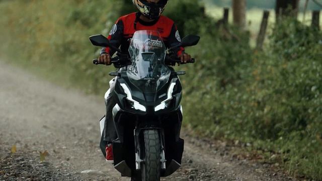HONDA ADV 160 | SUSPENSION TEST смотреть онлайн