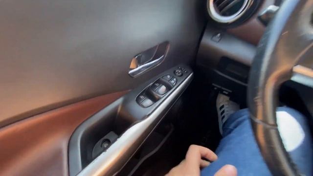 Nissan Kicks 1.6 Rio CVT Flex 2017 смотреть онлайн