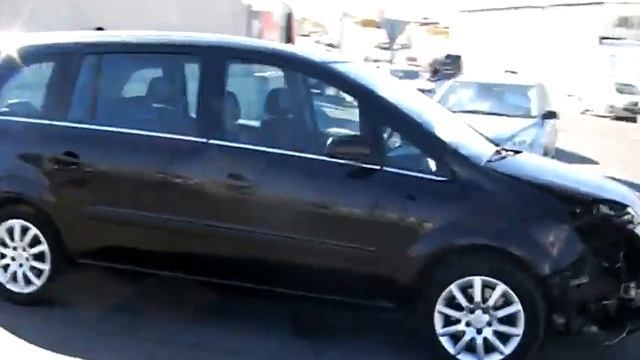 OPEL ZAFIRA 1.9 CDTI 100CV AUTOMATICA 7 PLAZAS смотреть онлайн