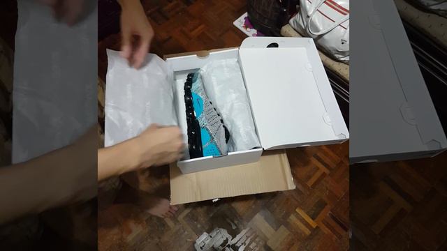 Unboxing Nike Air Vapormax Flykint 2.0 (Dusty Cactus) смотреть онлайн