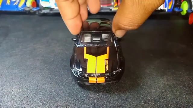 1:43 Ford Mustang GT Diecast смотреть онлайн