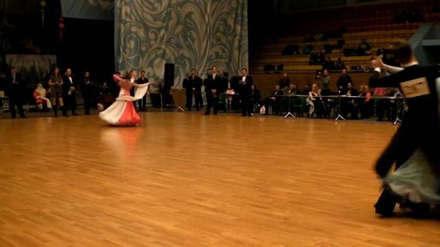 «Happy Old New Year 2012» 7 стандарт юниоры, бальные танцы, ballroom dancing смотреть онлайн