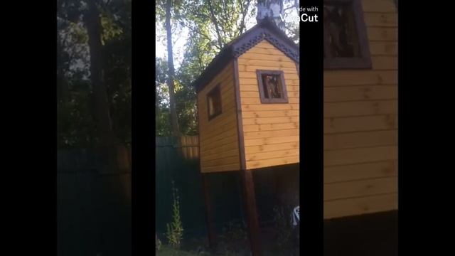 Домик на дереве и сарай для дров как вариант