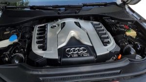 Audi Q7 V12 TDI Engine Sound