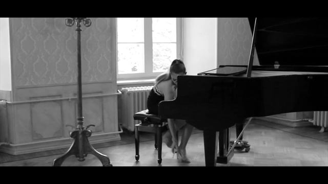 REGINA - Olla Vaid Armastaja Siis смотреть онлайн
