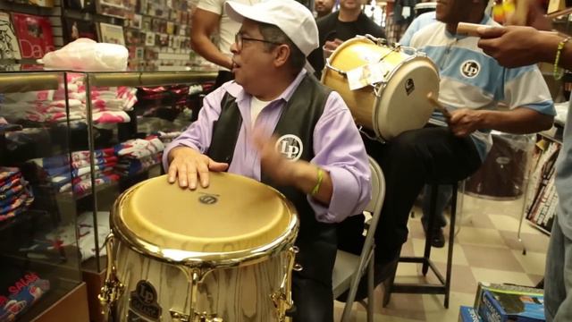 Giovanni Hidalgo at Casa Latina Music Shop смотреть онлайн