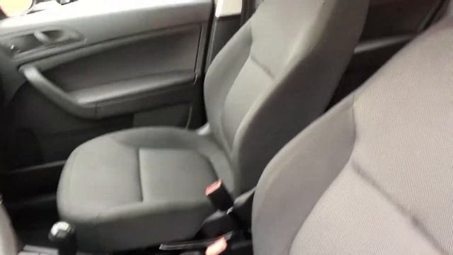 Skoda Yeti '2015 (1 поколение [рестайлинг]) (1.6 л 110 л. с.) смотреть онлайн