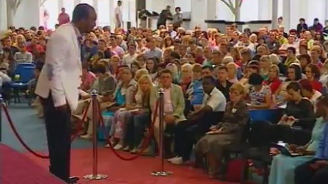 Сандей Аделаджа Как действует дух лести 11 смотреть онлайн