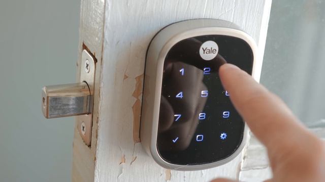 Yale Assure Lock SL - an awesome HomeKit Smart Lock! [9to5Mac] смотреть онлайн