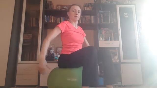 Занятие с фитболом смотреть онлайн