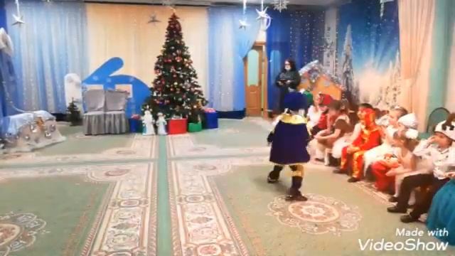 Новый год в группе 12. Детский сад "Солнышко". Гор. Дзержинский 22.12.2020 смотреть онлайн