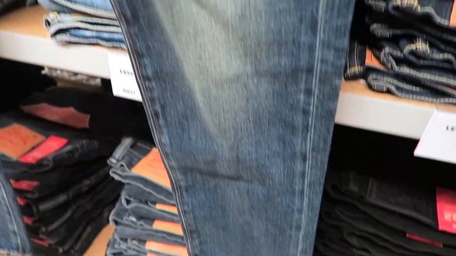 Levi's Fits Explained - 510 Skinny Fit смотреть онлайн