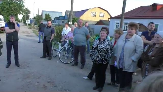 Встреча с депутатом Государственной Думы на улице Чапаева в Канищево (Рязань) смотреть онлайн