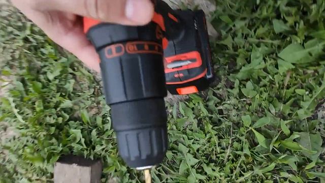 Испытание Black+Decker дрель-шуруповерт ударная BDCHD18 и сверла смотреть онлайн