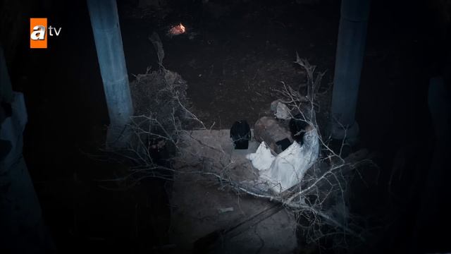 Nefes, Vedat'ın Zayıf Noktasını Buluyor - Sen Anlat Karadeniz 5. Bölüm