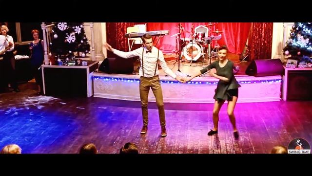 Как научиться танцевать линди хоп. Заводной Partyfon, Cabare Swing Time 2017 смотреть онлайн