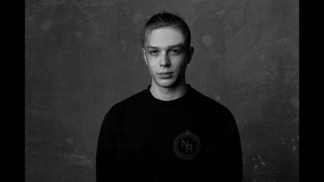 Глеб Калюжный- об отказе учиться у Табакова, зависти коллег- о личной жизни и покупке квартиры смотреть онлайн
