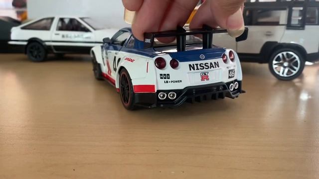 Nissan GT-R 35 Scale 1/24 Car Model