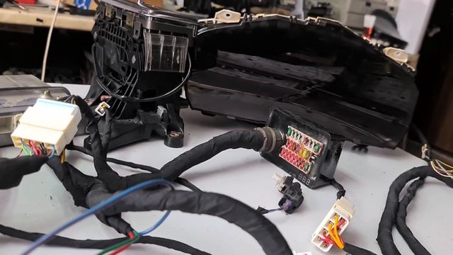 3uz fe 5at ucf30 поставил и поехал. Автонономная электрика для свапа своими руками. Сборка, тест. смотреть онлайн