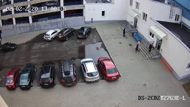 DS-2CD2T27G3E-L - день, стоянка смотреть онлайн