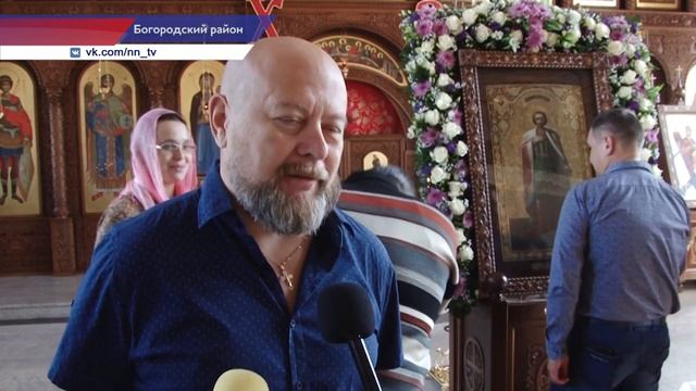 Икона 18 века прибыла в Приозерный храм Александра Невского смотреть онлайн