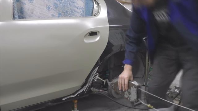 Глумимся над Логаном. Body repair after an accident. смотреть онлайн