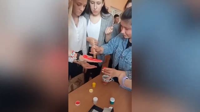 ТИК ТОК ВЫПУСКНОЙ #1 смотреть онлайн