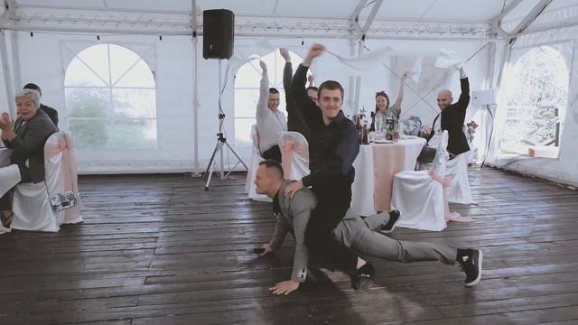 Денис Кулишов. Ведущий на свадьбу. СПб. смотреть онлайн