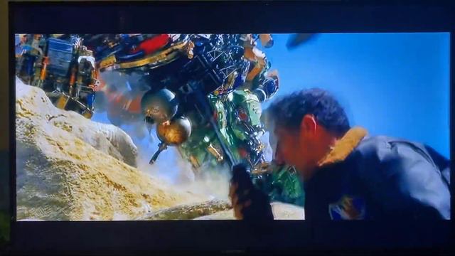 Transformers:Revenge of The Fallen-I’m Directly Below The Enemy Scrotum(Clip) смотреть онлайн