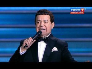 Иосиф Кобзон - Мама сына провожала