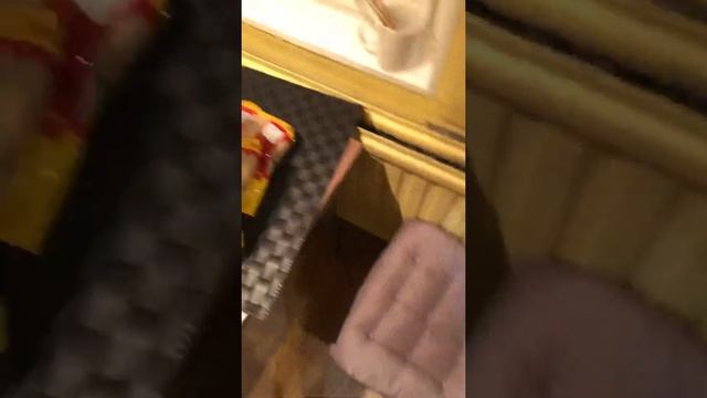 Как нас поддерживает правительство- обзор продовольственного набора для ребёнка смотреть онлайн