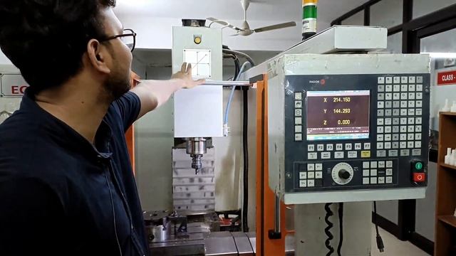 Difference between CNC and VMC Machine | CNC AND VMC MACHINE में क्या अन्तर है | RVM CAD Faridabad смотреть онлайн