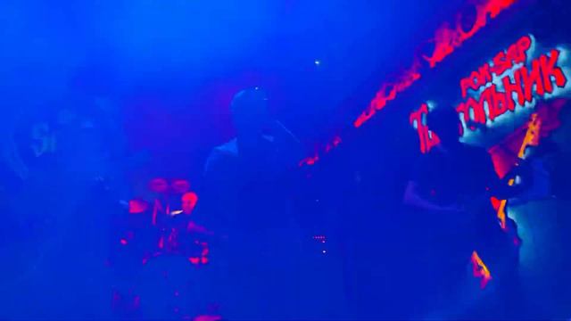 Decadence - Disturbed. Выступление в рок-баре Треугольник || cover от The Soul 🎸 смотреть онлайн