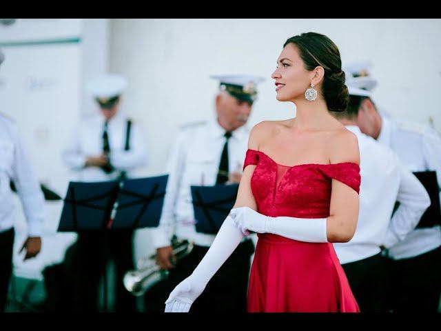 Женщинам России посвящается Dedicated to the women of Russia смотреть онлайн