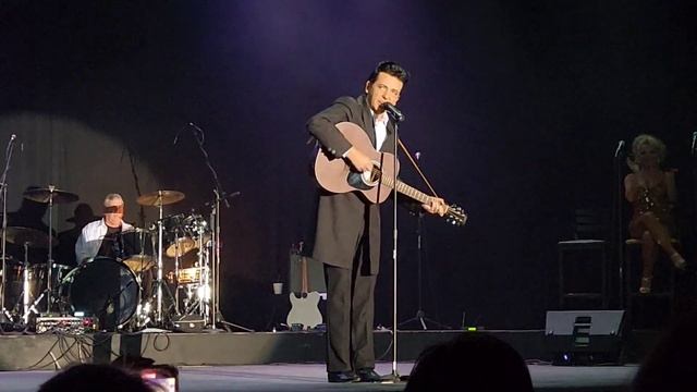 Memories Theatre Is Back (Elvis & Friends) Pigeon Forge TN смотреть онлайн