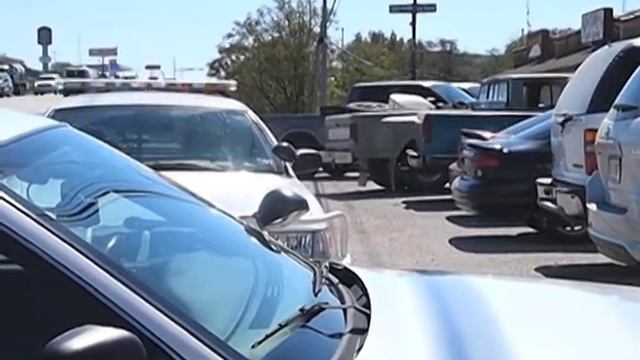 Computer seized during raid could yield list of drug dealers смотреть онлайн