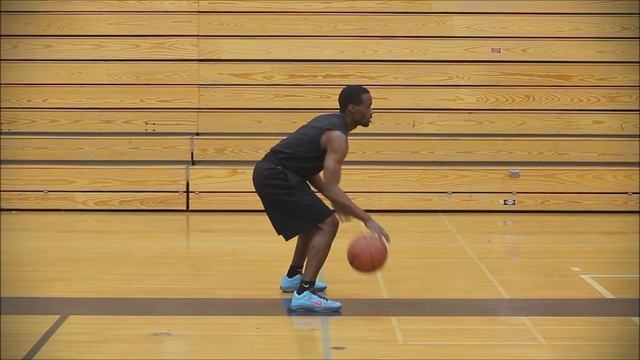 Баскетбольная тренировка. Ведение мяча, упражнение 