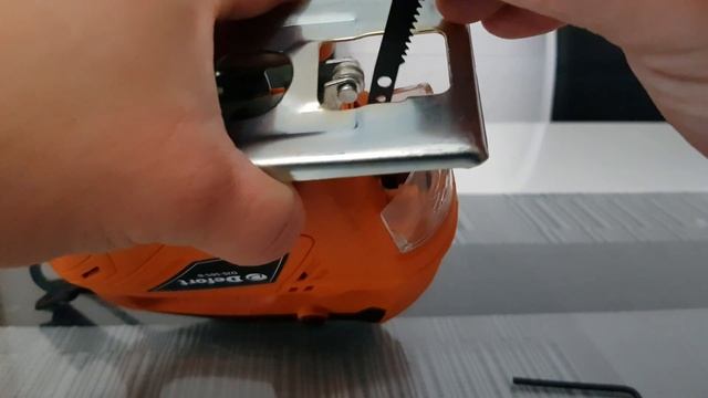 Defort DJS-505-B Stichsäge