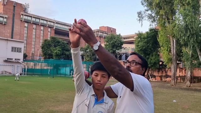 Art of Fast Bowling Aao Fast Bowling Seekhen Fast Bowling Technique смотреть онлайн
