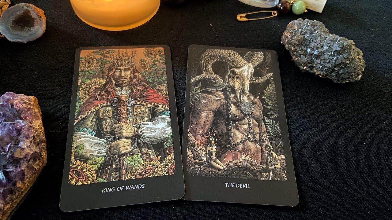 Кто о ВАС постоянно думает ️❓Что этот человек преследует, его интерес❗️